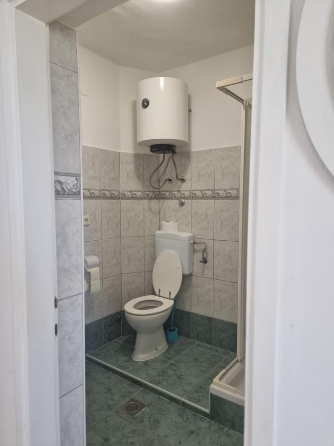 Apartmani Alen Dinjiska Exterior photo