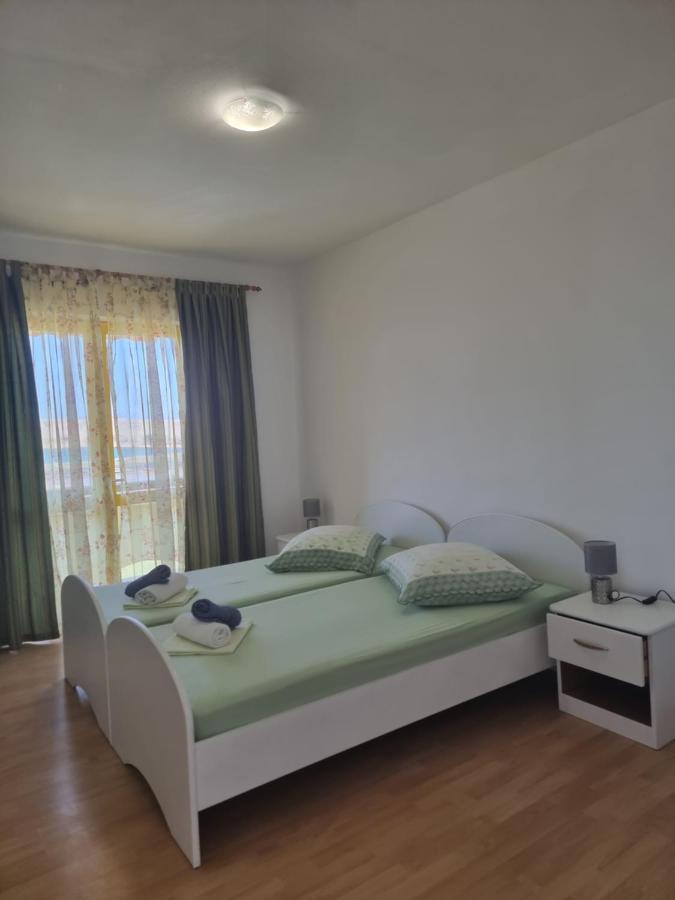 Apartmani Alen Dinjiska Exterior photo