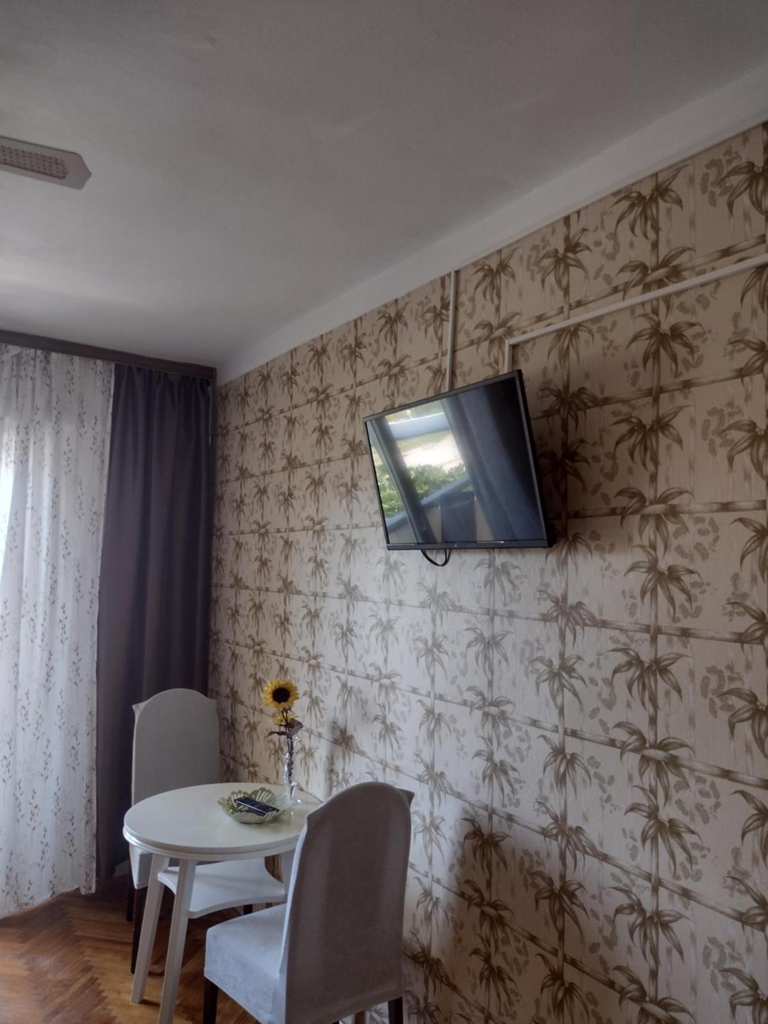 Apartmani Alen Dinjiska Exterior photo