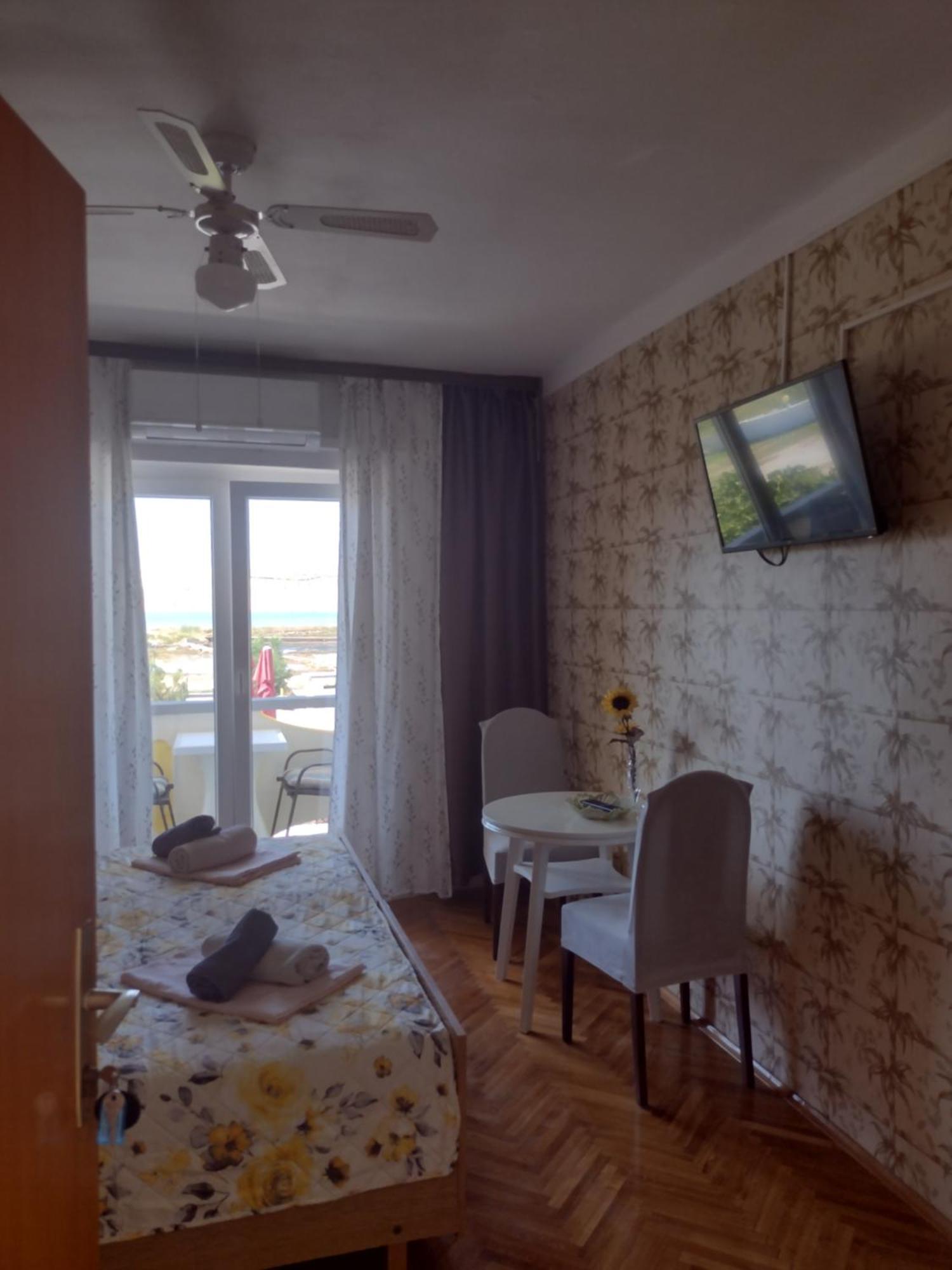 Apartmani Alen Dinjiska Exterior photo